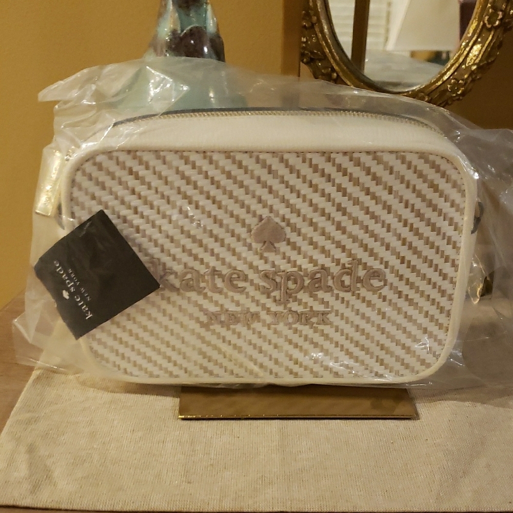 NWT! Kate Spade Cream and Tan Crossbody Bag ( OH SNAP ) - Picture 8 of 8